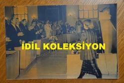 TÜRKİYE CUMHURİYETİ ESKİ BAŞBAKANI TANSU ÇİLLER'İN AJANS-BASIN FOTOĞRAFI (KAĞIT BASKI) - 16 x 10 cm EBADINDA - TANSU ÇİLLER