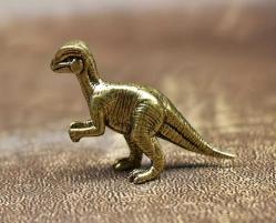 6 Adet Pirinç Dinozor Figürü – Mini Koleksiyon Seti