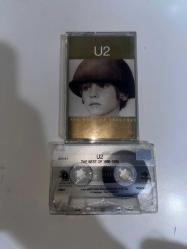 U2