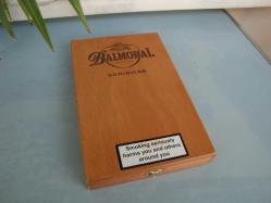 BALMORAL AHŞAP PURO KUTUSU ( Menteşeli & Kilitli Kapaklı ) MÜKEMMEL KONSİYONDA ÇOK ŞIK AHŞAP KUTU - Made DOMINICAN REPUBLIC