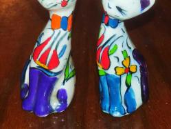 19959-ÇOK ŞAHANE EL BOYAMA PORSELEN 2 ADET ÇİNİ KEDİ BİBLO