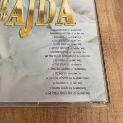 Ajda Pekkan - The Best Of Ajda Cd ( Çizik yoktur - Çok iyi kondüsyonda ) ( Dönem Cd - Sarı Bandrol )