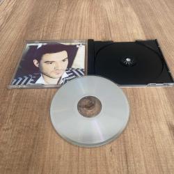 Ayhan Aşan Sende mi Cd ( Çizik yoktur - Çok iyi kondüsyonda ) ( Dönem Cd - Sarı Bandrol )