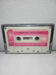 Kaset Ercan Turgut dönemezsin albümü. Orijinal. Türküola 1305 Alman baskı. Kartoneti yok. Kaset sorunsuz çalışıyor.