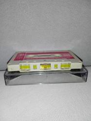 Kaset Ercan Turgut dönemezsin albümü. Orijinal. Türküola 1305 Alman baskı. Kartoneti yok. Kaset sorunsuz çalışıyor.