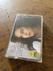 AYLİN LİVANELİ - SEVDA DEĞİL - KASET