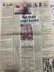 TERCÜMAN GAZETESİ - DOĞUM GÜNÜ HEDİYESİ (TURKISH NEWSPAPPER) - 18 AĞUSTOS 1985 - SADECE TEK YAPRAKTIR -Turgut Özal-Yusuf Akın-Zeynep Çelikkan-Fikret Dadaş-Ahmet Kabaklı-Kemal Önder-Rauf Tamer-Melahat-Hasan Kazancıoğlu-Hacı Yusuf Gürün-Özal başarılı bir ameliyat geçirdi-Siyasi yelpaze de değişiklik yok-12 Eylülden önce 15 parti vardı izin çıktı yine 15 parti kuruldu-Çaya zam-Alt yapı yatırımları için ödenekler artırılıyor-Türkiye ile İranın arasını açmak-Gürkan Sol iktidar olma mecburiyetinde-İrwing Bu defa Nuhun Gemisini bulacağım-Mecliste yeni yıl daha canlı geçecek-Kabe tekbir ile yıkandı-Yerli polis köpekleri yetiştiriliyor-İstanbul Hanları-Han değil sanki banka-Ülkemiz konfeksiyon ve kumaş pazarının kalbi ise Yeşilrek tek bir handa Gürün Han-Ordu muz milliyetçilik ve Atatürkçülük-Bayram geçsin de-Kısmette olursa günde ayda 30 apartman dairesi-Geçmiş olsun-Yapışkan sıcak-Meteoroloji SOS verdi-Oğlumuz evsizlikten 3 yıldır evlenemiyordu-Gürün Han-Yarın】