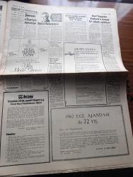 Milliyet Gazetesi - Turkish Newspaper - 19 Şubat 1982 - Bir çözüm mü yazan Mehmet Barlas Başmakale - Kızıl tugaylar Bodrum'a komşu bir adada eğitiliyor - sıkıyönetim komutanlığına bugüne kadar 188 işkence iddiası geldi çoğu asılsız çıktı - Mamak cezaevinde Hikmet Müftüoğlu Canan Öztürkçü Ayşe Pekdemir Nur Yorgancıoğlu ve Leyla Köseoğlu basın toplantısı yaptı Fotoğrafı - MHP davasında Ömer Tanlak tahliye edildi - 80 TİP yöneticisi için 36 yıla kadar hapis istendi - kapalı olan Beyrut Türk merkezinde patlama oldu - halkın mücahitleri İran'da yönetimi genel grevle devirmeye hazırlanıyor - THY 4 Boeing 727 alacak - Abdülcanbaz çizen Turhan Selçuk - olmaz olsun filmi başrolde Ferdi Tayfur Necla Nazır Beyoğlu Lale Kadıköy Reks sinemasında - Hacı olan Cemal Kamacı boks bütün dünyada yasaklanmalı dedi Fotoğrafı - Fenerbahçe kulübü başkanı Ali Şen Bayülgen ve Bulgurlu kendilerini kulübün sahibi sanıyorlar dedi Fotoğrafı - Cosmos'ta teknik direktörlük Yasin Özdenak'a teklif edildi
