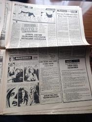 Milliyet Gazetesi - Turkish Newspaper - 19 Şubat 1982 - Bir çözüm mü yazan Mehmet Barlas Başmakale - Kızıl tugaylar Bodrum'a komşu bir adada eğitiliyor - sıkıyönetim komutanlığına bugüne kadar 188 işkence iddiası geldi çoğu asılsız çıktı - Mamak cezaevinde Hikmet Müftüoğlu Canan Öztürkçü Ayşe Pekdemir Nur Yorgancıoğlu ve Leyla Köseoğlu basın toplantısı yaptı Fotoğrafı - MHP davasında Ömer Tanlak tahliye edildi - 80 TİP yöneticisi için 36 yıla kadar hapis istendi - kapalı olan Beyrut Türk merkezinde patlama oldu - halkın mücahitleri İran'da yönetimi genel grevle devirmeye hazırlanıyor - THY 4 Boeing 727 alacak - Abdülcanbaz çizen Turhan Selçuk - olmaz olsun filmi başrolde Ferdi Tayfur Necla Nazır Beyoğlu Lale Kadıköy Reks sinemasında - Hacı olan Cemal Kamacı boks bütün dünyada yasaklanmalı dedi Fotoğrafı - Fenerbahçe kulübü başkanı Ali Şen Bayülgen ve Bulgurlu kendilerini kulübün sahibi sanıyorlar dedi Fotoğrafı - Cosmos'ta teknik direktörlük Yasin Özdenak'a teklif edildi