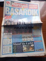 Hürriyet Gazetesi - Turkish Newspaper - 18 Aralık 2004 - başardık Türkiye Avrupa Birliği ile müzakere tarihini aldı  Fotoğrafı - Recep Tayyip Erdoğan her şeyi alamadık ama istediğimiz oldu dedi - Borsadan tüm zamanların rekoru - çılgın şarkıcı Katrina Jane Garside Yeni Melek'te Fotoğrafı - Vakko tam sayfa reklam - yaşadıkça göreceğiz yazan Emin Çölaşan - yerini bulan Recep Tayyip Erdoğan yerdeki Türk bayrağını kaldırdı Fotoğrafı - Fransa cumhurbaşkanı Chirac Ermeni trajedisi kabul edilmeli - Yörük seni terk ediyorum resti çeken Recep Tayyip Erdoğan'ı 4 lider geri çevirdi - Abdullah Gül'den Recep Tayyip Erdoğan'a uyarı - Erdoğan sayesinde her şey çok güzel oldu yazan Fatih Altaylı - Türkiye'nin dışlanması Usame Bin Ladin'in zaferi olur - ABD'nin istemediği Annan'a Avrupa'dan sevgi gösterisi - Mehmet Ağar savaşta aldığımız masada verilmez - musul'da 4 Türk görevli şehit - Fenerbahçe UEFA kupası'nda Real Zaragoza ile eşleşti -Galatasaray Denizlispor maçını rakip taraftarlar beraber izledi