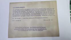 PRENSES DIANA'NIN ORİJİNAL FOTOĞRAFI - ORIGINAL PHOTOGRAPH OF PRINCESS DIANA - 20 x 15 cm EBADINDA - PRENS CHARLES'IN MÜSTAKBEL GELİNİ LADY DİANA, 25 ŞUBAT 1981 ÇARŞAMBA GÜNÜ BEKAR HAYATINA DAİR SON EŞYALARINI ALMAK İÇİN KISA BİR SÜRELİĞİNE LONDRA'DAKİ DAİRESİNE DÖNDÜĞÜNDE, KAÇINILMAZ GÜVENLİK AĞI DAHA DA SIKILAŞTI. LADY DİANA, SIKI GÜVENLİK ÖNLEMLERİ ALTINDA DAİRESİNDEN AYRILIYOR. - (THE INEVITABLE SECURITY NET TIGHTENED AROUND PRINCE CHARLES FUTURE BRIDE WHEN SHE BRIEFLY RETURNED TO HER LONDON FLAT TO PICK UP HER LAST BACHELOR-GIRL BELONGINGS ON WEDNESDAY 25TH. FEBRUARY 1981. LADY DIANA LEAVING HER FLAT AMID STRICT SECURITY.) - ÖZEL ARŞİV