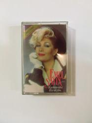 Emel Sayın - Kanımda Kıvılcım (Kaset)