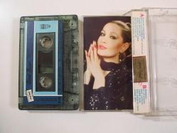 Emel Sayın - Sevgisiz Yaşayamam