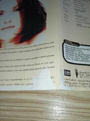 Cd Sibel Alaş FEM albümü. Orijinal sarı bandrollü dönem baskı. Disk 10 üzerinden 9 sorunsuz çalışıyor. Kartonetin sayfalarında yıpranma var