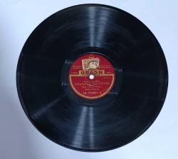 HAMİYET YÜCESES, YOLUNDA İNLEYEYİM - İSTİYORUM SAATLARCA, 78 LİK DEVİR NADİR TAŞ PLAK 10/9 KONDİSYONDA