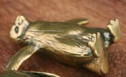 Pirinç Penguen Figürü – Mini Dekoratif Biblo