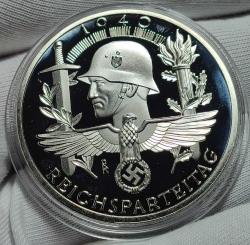 NAZİ ALMANYASI HİTLER PROPAGANDA MADALYONU GÜMÜŞ KAPLAMA PROF BASKI