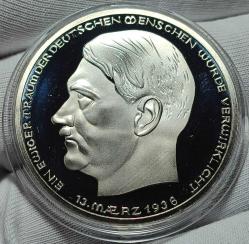 NAZİ ALMANYASI HİTLER PROPAGANDA MADALYONU GÜMÜŞ KAPLAMA PROF BASKI