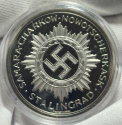 NAZİ ALMANYASI HİTLER PROPAGANDA MADALYONU GÜMÜŞ KAPLAMA PROF BASKI