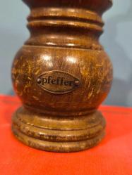 Antika Ahşap Değirmen