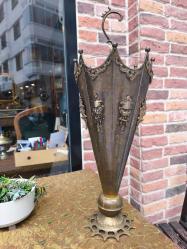 Antika Pirinç Şemsiyelik