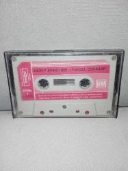 Kaset Yüksel Özkasap Kader ayırdı bizi albümü. Orijinal. Türküola 1193 Alman baskı. Kartoneti yok. Sorunsuz çalışıyor