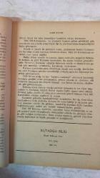 TÜRK DİLİ, AYLIK DİL VE YAZIN DERGİSİ - TEMMUZ 1979 SAYI: 334 CAHİT KÜLEBİ - SABAHATTİN KUDRET AKSAL - YILDIRIM KESKİN - NEŞE YAŞIN - DİNÇER SEZGİN - AHMET ADA - NAHİT ULVİ AKGÜN - SUPHİ AYTİMUR - MUZAFFER UYGUNER - İNCİ ARAL - MEHMET KARABULUT - ALAATTİN SOYKAN - EMİN ÖZDEMİR - İBRAHİM ZEKİ BURDURLU - ÖZDEMİR İNCE - EMEL GÖÇEN - SELİM İLERİ - M. Ş. ONARAN - ALİ CENGİZKAN - ÖZCAN YALIM  YAZILAR - TÜRK DİL KURUMUNUN DÜNÜ, BUGÜNÜ, YARINI - MUHSİN ERTUĞRUL’U DÜŞÜNÜRKEN - SAİT FAİK ABASIYANIK - SÖZCÜKLERDEN ÖTE - NİÇİN KÜÇÜK KENTSOYLUYU YAZIYORUM... ŞİİRLER - ŞİİRLER - AKŞAMÜSTLERİ - BEDRETTİN, TÜKENMEZ GÜZEL İNSANIN BAHARI - ÖLÜM VE YAŞAM ŞİİRLERİ - DUVARIN ÇATLAĞINDA BİR ÖRÜMCEK AĞI - SAVAŞLARIN GÖZYAŞLARI - ESKİ YALI - SAATLER - UZUN ISLIKLI BİR RÜZGÂR ÖYKÜLER - SANİYE ABLA - BİR ŞARKIDA SÖZLÜK - BATI KAYNAKLI SÖZCÜKLERE KARŞILIKLAR KİTAPLAR - ORMAN İNSAN - SÜRGÜN DEĞİNİLER - DERGİLER, GAZETELE  -  TAM TAKIM EKSİKSİZ 60 SAYFA