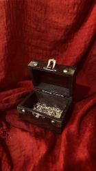 ESKİ ÜRÜN KÜÇÜK BOY İŞLEMELİ SANDIK