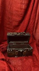 ESKİ ÜRÜN KÜÇÜK BOY İŞLEMELİ ŞIK SANDIK