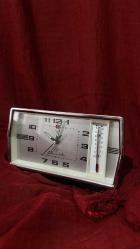 SORUNSUZ METAL MASA SAATİ DERECELİ