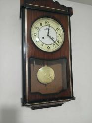 ALMAN MALI FALCON MARKA KURMALI ,SARKAÇLI ,GONGLU ANTİKA DUVAR SAATİ FAAL ÇALIŞIR DURUMDA