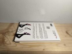 Kadının Yüzü Yok