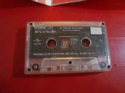 YONCA EVCİMİK HERKES BAKSIN DALGASINA KASET