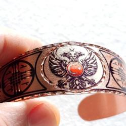 Kelepçe Bakır bilezik , Elyapımıdır, Özel tasarımımdır.Şaman kam davulu ve çift başlı kartal