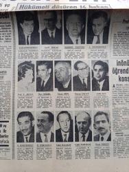 Hürriyet Gazetesi - Turkish Newspaper - 4 aralık 1971 - 14 bakanın kabineden çekilmesi üzerine Nihat Erim istifa etti - Mahir Çayan'ın arkadaşları hep birlikte ayaklanıp askerlerle kavga etmişlerdir Fotoğrafı - Sanıklar muhafızlara tekme tokat saldırdı - idamı istenen sanıklardan Rüçhan Manas askerlere bağırırken mahkeme başkanı Albay Vecdi Müftüoğlu araya girdi fotoğraf - İstanbul 3 nolu sıkıyönetim mahkemesinde duruşma sırasında çıkan olaylar - Nihat Erim Adalet Partisi Genel Sekreteri Nizamettin Erkmen ile görüştü - Süleyman Demirel Mütalaa serdedecek durumda değilim dedi - Mahir Çayan ve 4 arkadaşının kaçma olayı ile ilgili 11 asker tutuklandı - Tarkan yazan ve çizen Sezgin Burak - gurbetteki sevgili yazan ve çizen Faruk Geç - Orgeneral Faik Türün İstanbul'a döndü - İstanbul İzmir Ankara Radyosu Programı - 14 bakan 26 Mart'tan 3 Aralığa kadar Erim kabinesinde kaldı - Başbakan yardımcısı Sadi Koçaş Fotoğrafı - İçişleri Bakanı Osman Olcay fotoğraf - Ulaştırma Bakanı Cahit Karakaş
