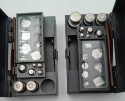 iki kutu rus malı hasas tartı gramı