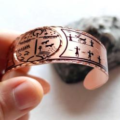 Kelepçe Bakır bilezik , Elyapımıdır, Özel tasarımımdır. Kam davulu ve Şaman desenleri