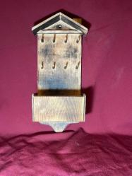 ahşap el yapımı anahtar dolabı