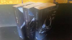 GRİNİN ELLİ TONU - KARANLIĞIN ELLİ TONU - ÖZGÜRLÜĞÜN ELLİ TONU - 1-2-3 (3 CİLT TAKIM)