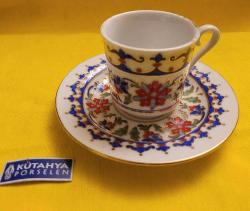 LOT.6 » KÜTAHYA PORSELENİ KAHVE FİNCANI. ÖDÜLLÜ DESENİ. 1.
