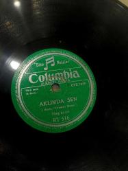 LOT.10 » Neşe Can Aklımda Fikrimde Sen Taş Plak