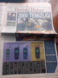 Star Gazetesi - Turkish Newspaper - 27 Kasım 1999 - depremzedeler  yazlık çadırlarda donuyor - 114 bin kışlık çadır kayıp Fotoğrafı - yazarımız ve ekonomi müdürümüz Mustafa Mutlu çadır kurdu Fotoğrafı - Jet Holding'e ait Caprice Otel'in tesettür havuzunu inşa eden firma parasını alamayınca Jet Holding'in futbolcuları Sergen Yalçın Alpay özalan ve Oktay Derelioğlu'nun bonservisine haciz koydurttu - millet yasta bakan Hasan Gemici Fas'ta - yeraltı dünyasının ünlü babalarından Nihat Akgün delikanlı gibi öldü fotoğraf - milenyum kraliçesi Ürdün Kraliçesi Rana Fotoğrafı - kumkapı'ya meyhane timi - deprem vergisi herkesi ürküttü - sinemalar programı - Ulucanlar cezaevinde kalan depremdezede yakını mahkumlar rüşvetten tutuklanan beş Kızılaycı'yı koğuşta şişledi - yüksek askeri şura'nın Dün yapılan toplantısında yüzyılın son operasyonu tamamlandı Fotoğrafı - Beşiktaş golcüsü Ahmet Dursun 15 gün yok - Trabzonspor'da Denizli seferberliği başladı - Fatih Tekke'nin kurtarıcısı Mustafa Denizli