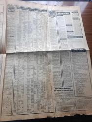 Ticaret Gazetesi - Turkish Newspaper - 23 Ağustos 1974 - Tariş Genel Müdürü Nejat Halulu  mahsul geç idrak edildiğinden destekleme alımları yavaş gidiyor - para kredi konusunda alınan tedbirlerin en kısa sürede uygulanması öneriliyor - İzmir Ticaret odası Yönetim Kurulu Başkanı Sabri Tanık  un fiyatları yeni baştan gözden geçirilmelidir - 1973 ürünü A. Grad işlenmiş tütün için 2.95 dolar asgari ihraç fiyatı tespit edildi - çekirdeksiz kuru üzüm ve kuru incir asgari ihraç fiyatları da belli oluyor - Danimarka'da küspe fiyatları yükselme eğilimi gösteriyor - kompütöre verme ve makineden çıkarma Fotoğrafı - tarımsal uğraşı A. Nejat Yazıcıoğlu - gümrüklerden gönderilen çekilen mallar - Sovyetler birliği'nin batılı ülkelerle ödemeler dengesi - din adamı gözü ile yazan Ahmet Karakullukçu - İstanbul'da altın fiyatları - İzmir ve İstanbul piyasalarındaki hareketler - sebze ve meyve halindeki fiyatlar - resmi gazetede bugün - Mısır Devlet Başkanı Enver Sedat ve  Libya devlet başkanı Kaddafi