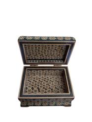 vintage Marküteri işçilkli ahşap kutluar