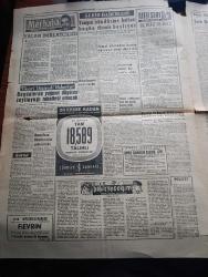 Ege Ekspres Gazetesi - 22 Ekim 1962 - Turkish Newspaper - Adalet Partisinde cumhurbaşkanı adayı için tartışmalar - Cemal Gürsel bazı milli birlik komitesi üyeleri ile görüştü - profesör Ali Fuat Başgil CHP'nin maziye ait çok günahı var dedi - Adalet Partisi Başkanı Ragıp Gümüşpala gazetecilerle görüşürken Fotoğrafı - CHP 1957'ye nazaran daha az oy kazandı - Büyük Millet Meclisi ilk toplantısını çarşamba yapacak - Kasım Gülek'in beyanatı - eski başbakanlardan Şemsettin Günaltay toprağa verildi - bekleyeceğim yazan Melahat Faik Gökmen - balıkçı ve kasap dükkanları fayans ve yağlı boyalı olacak - Nuh'un Ankara makarnası eğlence programında Sevim Tanürek - Cumhuriyet Bayramı haftası şerefine aşktan da üstün filmi başrollerde Ayhan Işık Ahmet Mekin Peri Han Konak Şenocak sinemalarında - 5 İzmir takımı dün 4 puan alabildi - Spor Toto neticeleri - fırsatlar kaçıran Göztepe Ankaragücü ile yenişemedi - Fenerbahçe Kızılbayrak oynuyor - Yelken yarışları hadiseli geçti - Galatasaray 2 PTT 0