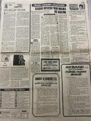 TERCÜMAN GAZETESİ - DOĞUM GÜNÜ HEDİYESİ (TURKISH NEWSPAPPER) - 2 EKİM 1975 - SADECE TEK YAPRAKTIR -Süleyman Demirel-Bülent Ecevit-Necmettin Erbakan-Prof Dr Cemal Gezen-Ahmet Kabaklı-Rauf Tamer-Mehmet Kervancı-Necip Fazıl Kısakürek-Refik Özmensoy-Sol sadece ızdırap verir-Ecevit sık sık sinirlenip tartışıyor-600 oy eniştelik davasına gitti-Rum baskı grubu ambargo konusunda Beyaz Sarayı ağır bir dille suçluyor-161 iştirakçimiz daha otomobil sahibi oldu-Üniversitelerin kapasitesi bir anda 2 misli olabilir-Kıbrıs Federe Türk Devleti bağımsız devlet ile ilgili çalışmalar yapıyor-Kadir Gecesinin mana ve önemi-Ucubeler diyarı-Politikada çevre sorunları-Sungurlar olayının gerçek yüzü-İşçinin çalışma hürriyeti taş ve sopa ile kısıtlanıyor-Teroto çekilişi yapıldı-Tercüman 1001 Temel Eser 68 numaralı kitabı sunar Zafername-Boğaziçi Üniversitesi 93 öğrenci daha alacak-Lise son sınıf temel fen eğitimi ile üniversiteye hazırlama-Türkiye İş Bankası müfettiş yardımcısı alınacak-Akbank müfettiş muavini