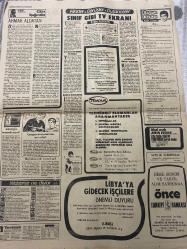 TERCÜMAN GAZETESİ - DOĞUM GÜNÜ HEDİYESİ (TURKISH NEWSPAPPER) - 20 EKİM 1975 - SADECE TEK YAPRAKTIR -Ahmet Kabaklı-Rauf Tamer-Kenan Akın-Sehati Ataman-Kirazoğlu-Zuhdi Pehlivanlı-Rana Alagöz-Selçuk Alagöz-Genel seçimlerde zafer APnin olacak-Başbakan İstanbulda-Demirel İstanbulda ayağımıza diken battı-Ecevitin Bölgesinde CHPyı yıkan adam Sehati Ataman-Kirazoğlu Millet için görev yapacağımdan çok mutluyum dedi-Zuhdi Pehlivanlı 8 gündür hala komadan çıkamadı-60 Milyarlık yeni yatırım yapılacak-İstanbulda 25 milyar liralık dev yatırımlar planlanıyor-Erbakan İsrail ile ilişkiler kesilmelidir-Milli Piyango dün çekildi-10 İslam ülkesi heyetleri İstanbulda toplandı-Ortadoğu Ekonomik İşbirliği Konferansı açılıyor-Ahmak Aldatan-Sınıf gibi TV ekranı-Libyaya gidecek işçilere önemli duyuru-Yıldızınız ne diyor-Fikirler Görüşler Düşünceler-Sözün Kısası-Inciyi yarın isteyiniz-Spor ilavemizi yarın isteyiniz