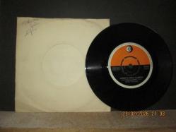 RITA PAVONE CHITTY CHITTY BANG BANG / NIENTE DI SIMILE AL MONDO 45 DEVİR PLAK