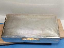 P103---ARISTOCRAT İNGİLİZ GÜMÜŞ KAPLAMA SİGARA KUTUSU