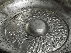 Antika Bakır Hamam Tası - Çiçek Süslemeli Göbekli - Şifa Tası - Çok Büyük Boy - GÜMÜŞ RENKLİ